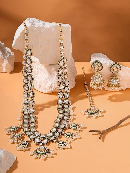 FluteVrinda Green Meenakari Kundan Bridal Long Dazzling Necklace Earring Maangtikka Set For Women(18- B0CZXZG1BW)